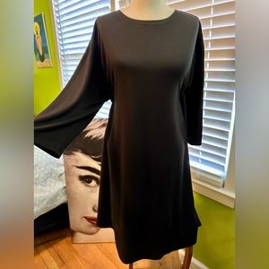 LBD w/ POCKETS!! Sz 22-24